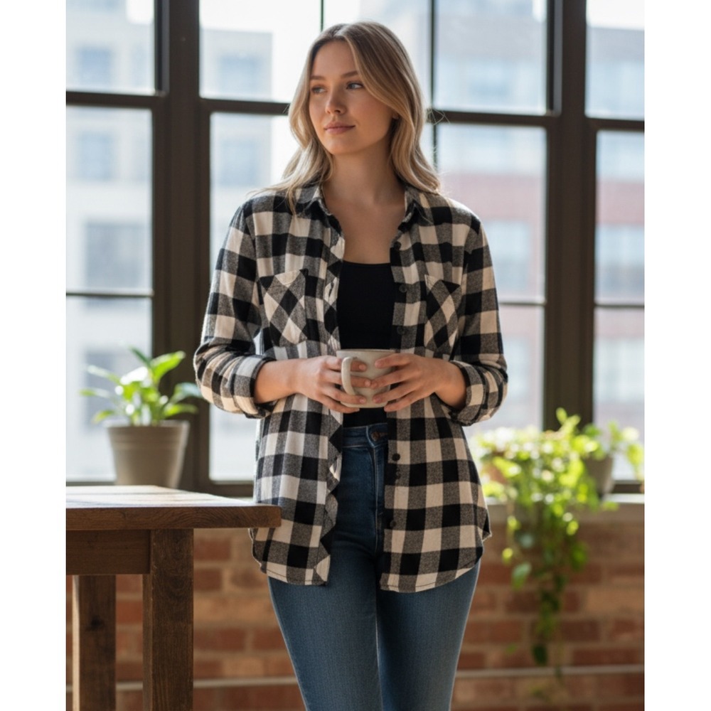 Lucky Brand Women's Black White Buffalo Plaid Button Down Shirt XS